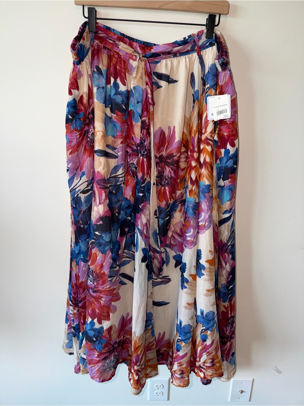 NWT Cato Floral Maxi Skirt in Multicolor - Lightweight Women's Skirt Fall Belted